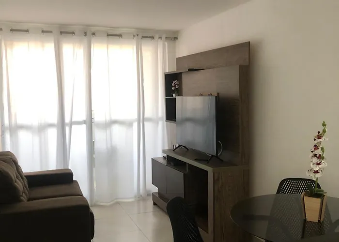 Apartamento Com Otima Localizacao Perto Da Praia