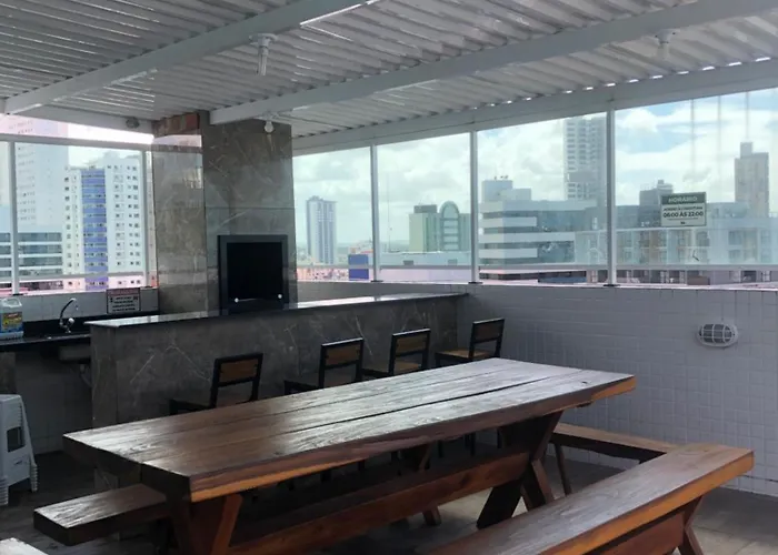 Apartamento Com Otima Localizacao Perto Da Praia